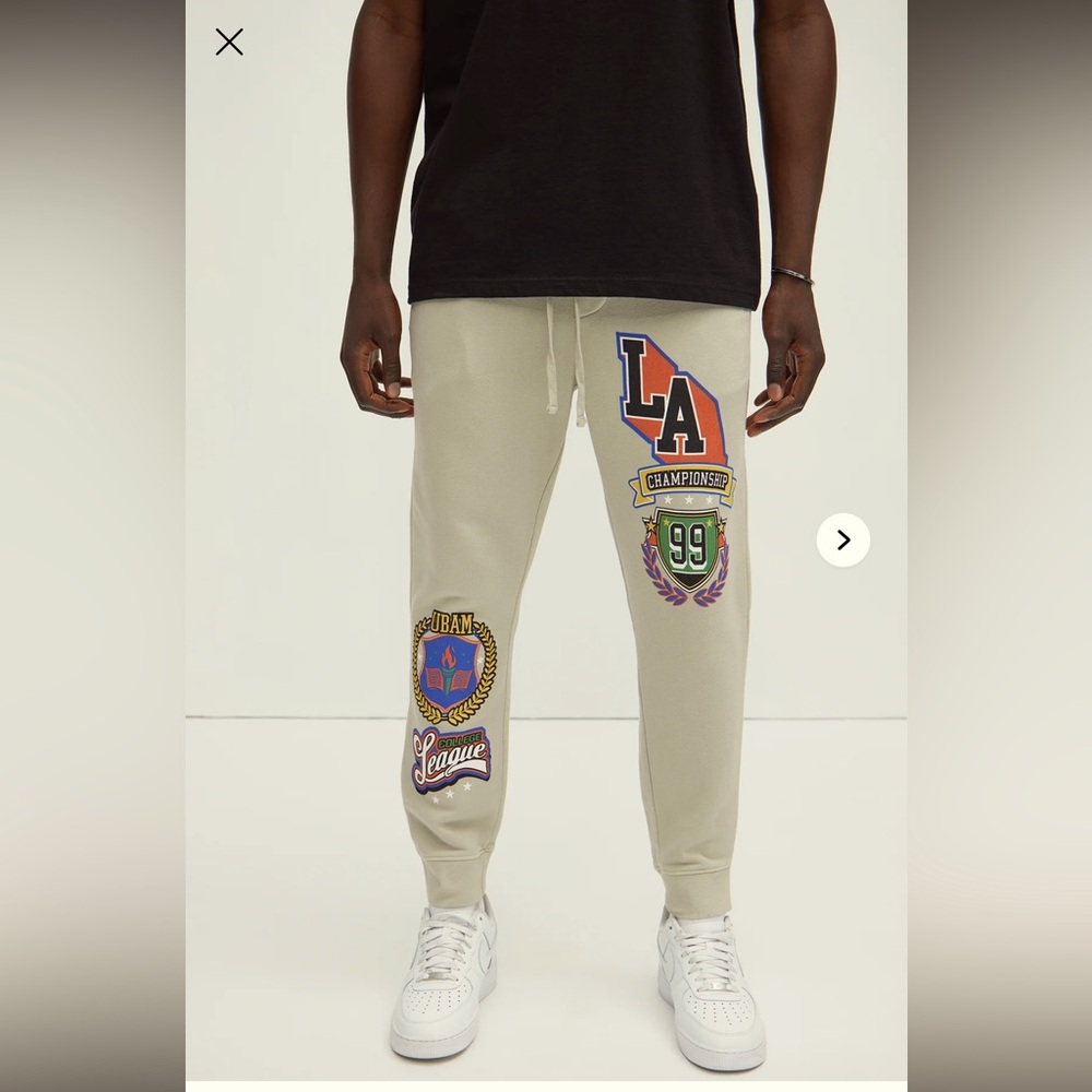 Men's Beige Graphic Sweatpants
